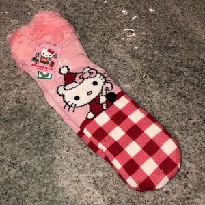 💖NWT💖 Hello Kitty Sanrio Long Cozy Slipper Socks